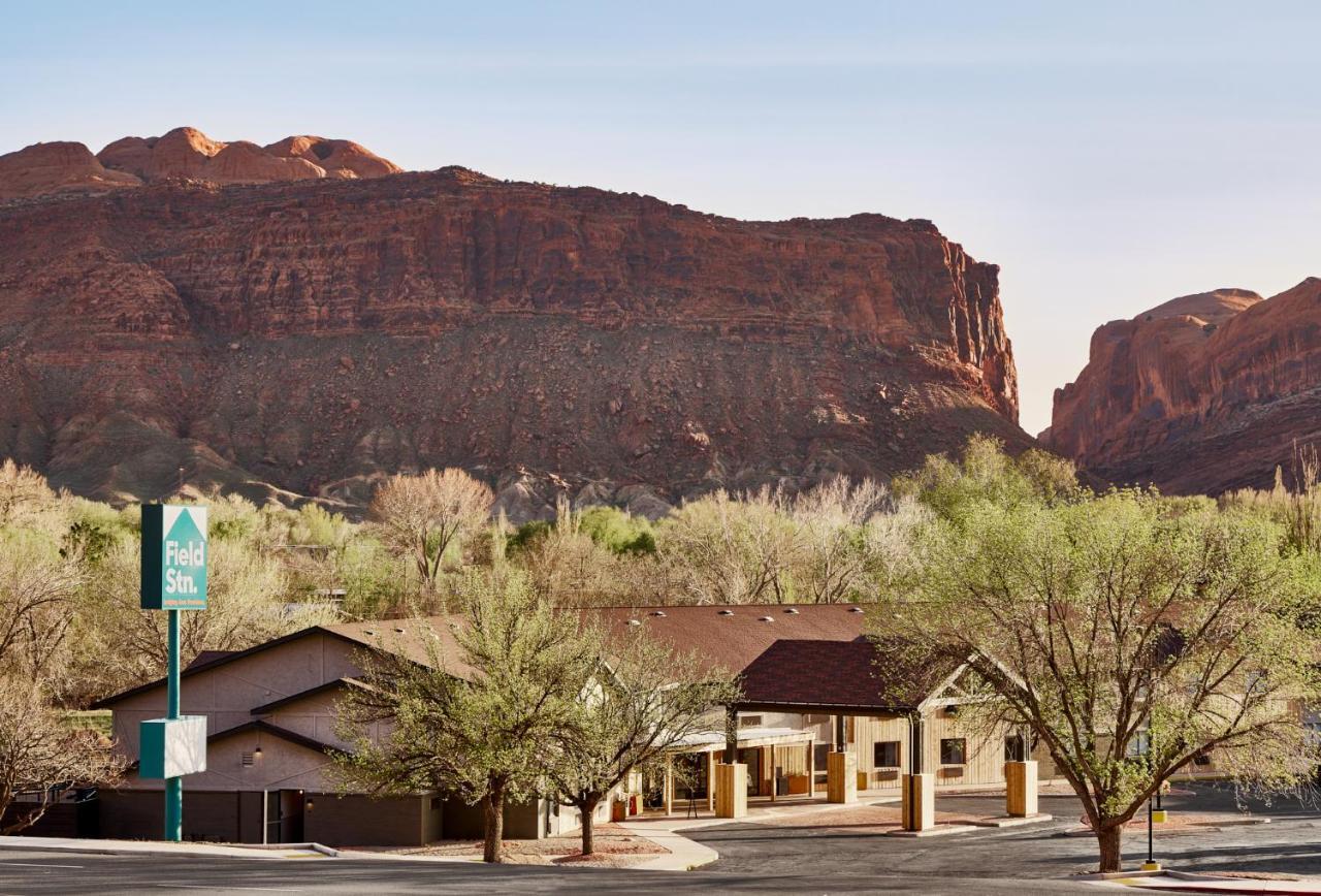 Field Station Joshua Tree Hotel Yucca Valley Exterior photo