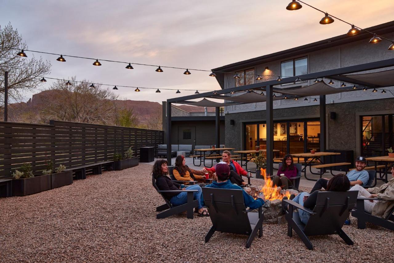 Field Station Joshua Tree Hotel Yucca Valley Exterior photo